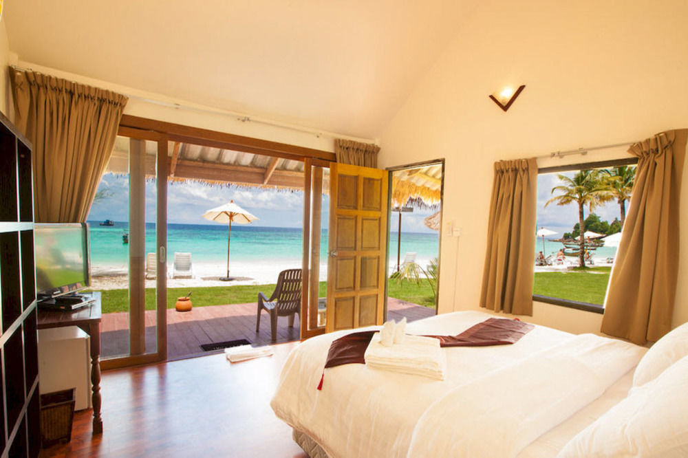 Mali Resort Pattaya Beach Koh Lipe Exterior photo