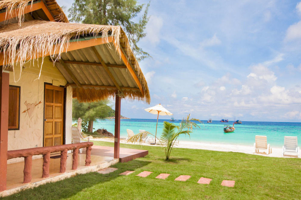 Mali Resort Pattaya Beach Koh Lipe Exterior photo